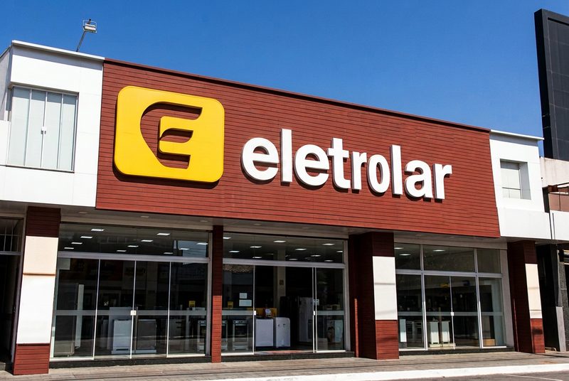 Fachada da loja Eletrolar em Pinheiro
